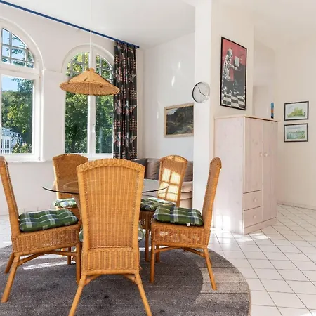 Villa-sirene-2-raum-apartment-ca-54-qm 아파트 *